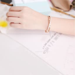image-Women's Hot Style Roman Word Diamond Bracelet