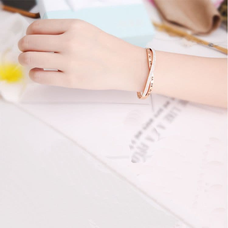 image-Women's Hot Style Roman Word Diamond Bracelet