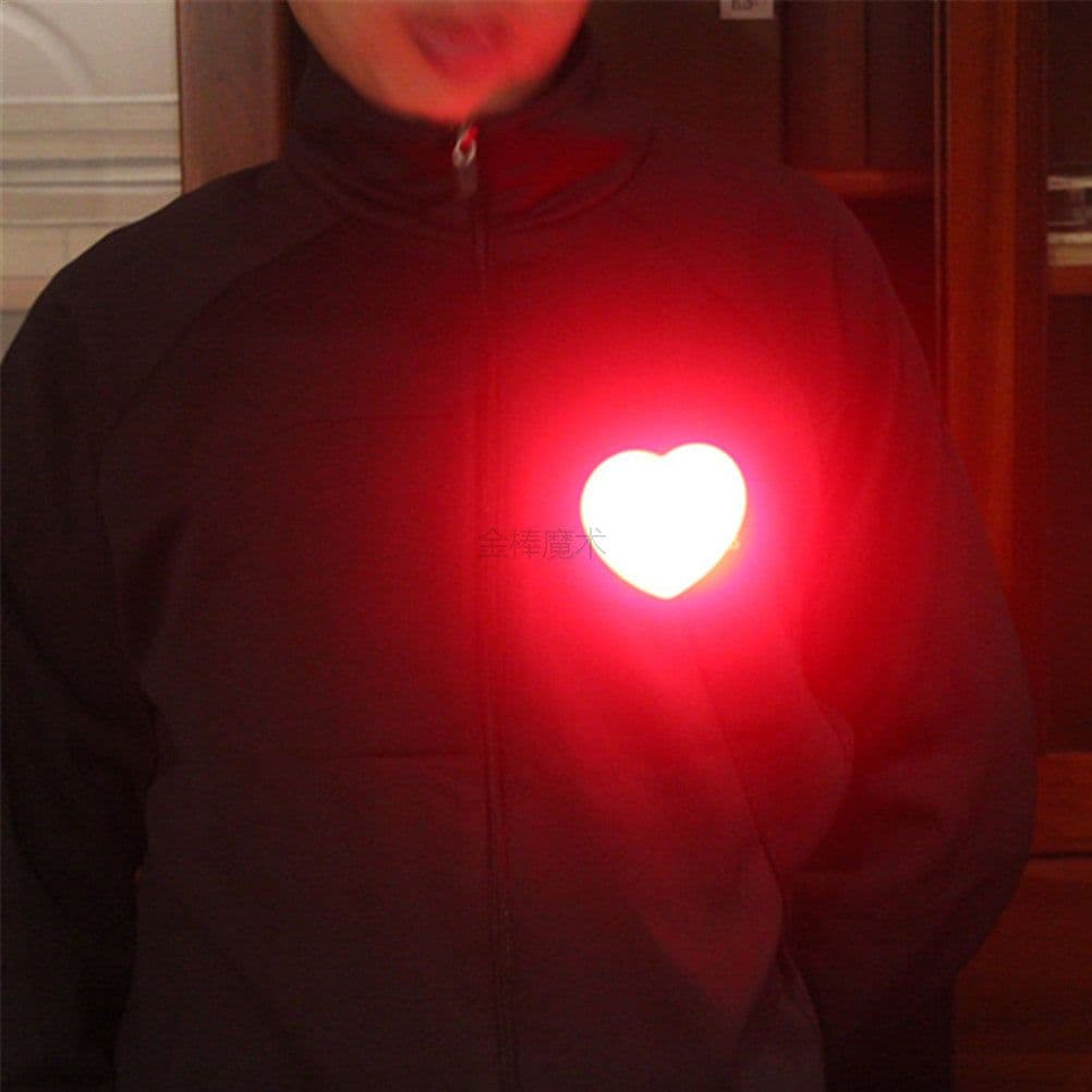 image-Love Lamp In Front Of The Chest, Romantic Heart-Shaped Lamp, Magic Props, Dancing With Light Energy At Night