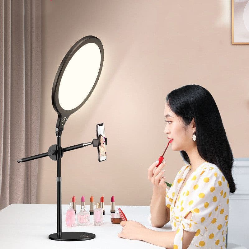 image-Photo Full Screen Beauty Lamp Mobile Phone Telescopic Desktop Floor Fill Light Bracket