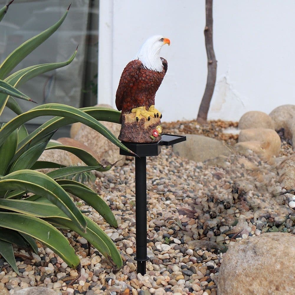 image-Solar Resin Eagle Lawn Lamp Outdoor Garden Villa Decoration Landscape Lamp