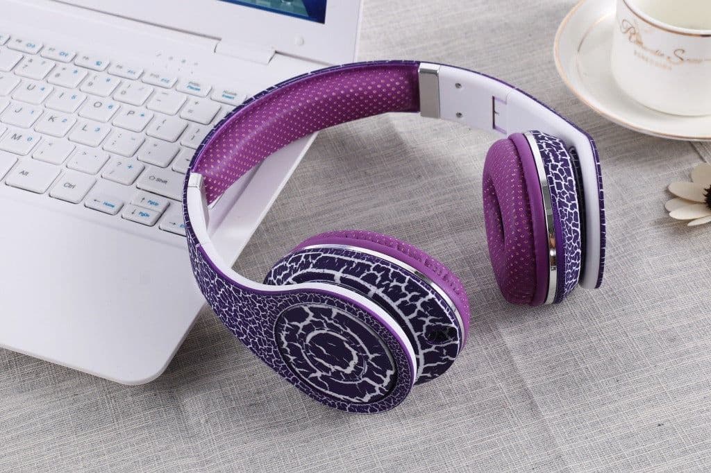 image-High Quality New Burst Universal Interface Foldable Headset Mobile Phone Headset With Microphone Color Fashion Headset