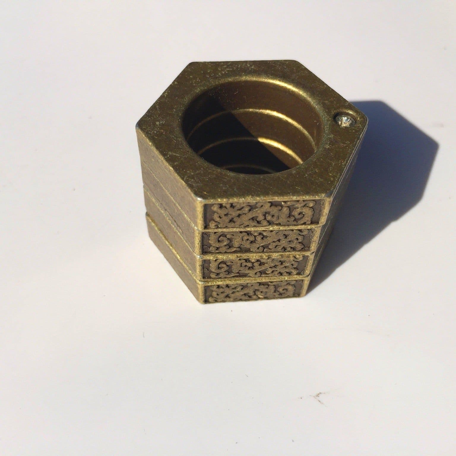 image-Hard Self Defense Ring Emergency Window Breaker Round Hex Ring Finger Buckle Ring Outdoor Climbing Finger Buckle Ring