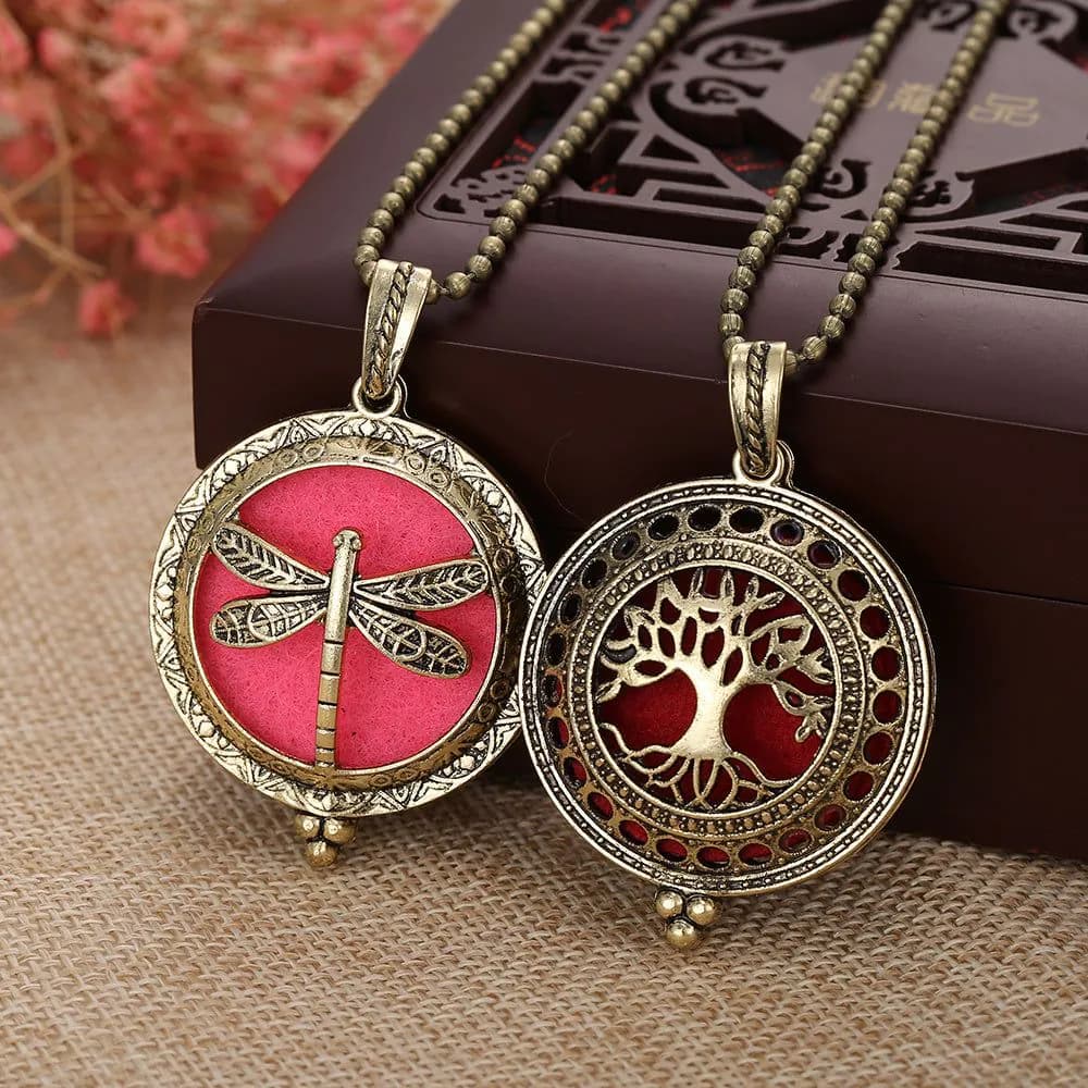 image-Fashion Personality Fragrance Kaleidoscope Vintage Necklace