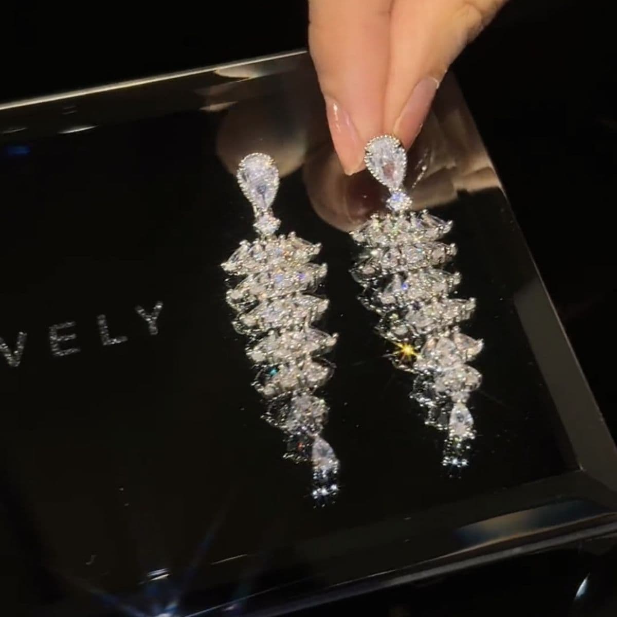 image-Sparkling Zircon Christmas Tree Drop Earrings For Women Trendy Xmas Tree Plant Dangle Earrings New Year Festival Party Jewelry