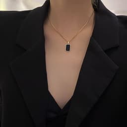 image-Rectangular Pendant Necklace Design 18K Gold Non-fading Fashion Small Black For Men Titanium Steel Necklace For Women