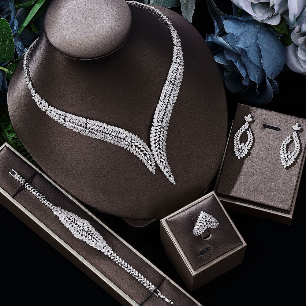 image-Bridal Wedding Four-piece Clavicle Chain Jewelry