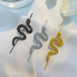 image-Women's Fashion Personality Simulated Snakes Ear Hanging