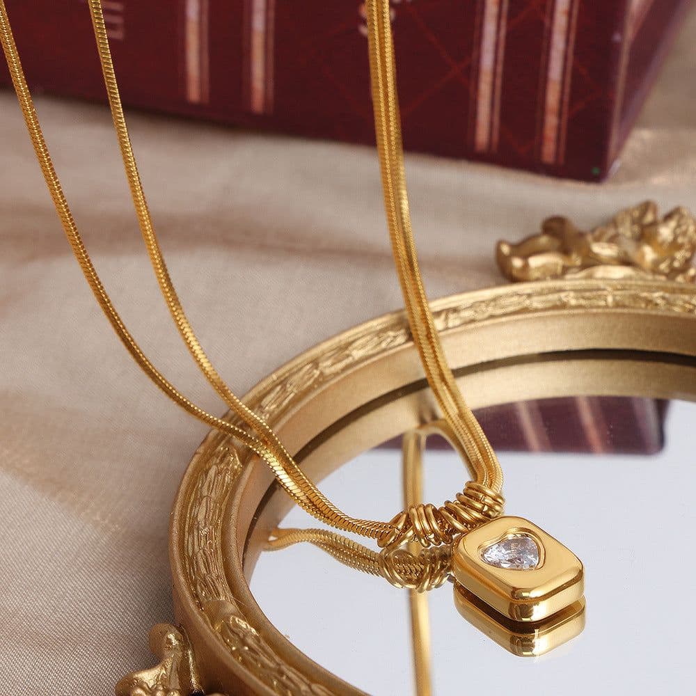 image-Vintage Heart Love Heart Pendant Necklace