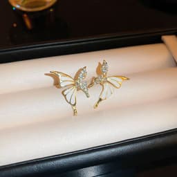 image-Fashion Jewelry Rhinestone Dripped Butterflies Stud Earrings Sweet Everyday Versatile Jewelry For Women