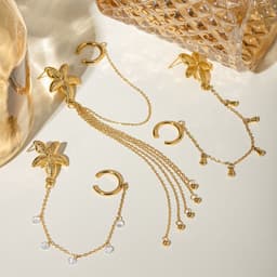 image-18K Gold Stainless Steel Single Starfish Rhinestone Ear Clip