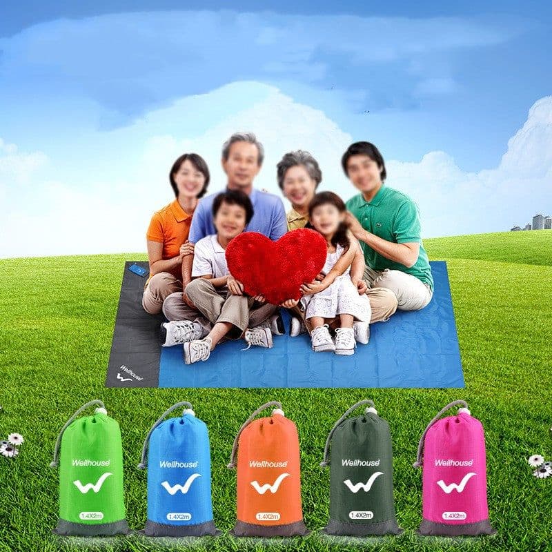 image-Outdoor Picnic Campground Mat Portable Lightweight Polyester Waterproof Fabric