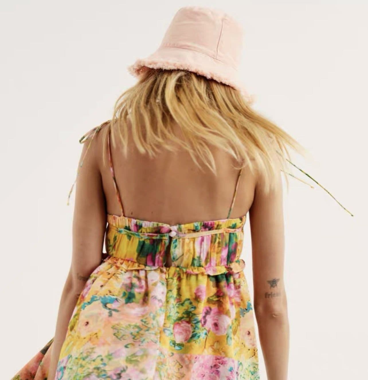 image-Y2K Flowers Print Suspender Dress Summer Fashion Ruffled Holiday Beach Short Dresses Womens Clothing