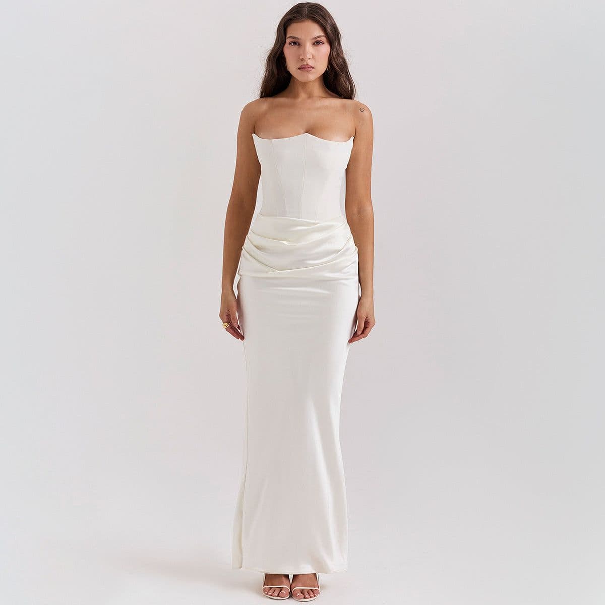image-Fishbone Bandeau Slim-fit Backless Autumn And Winter Velvet Dress Black Evening Gown
