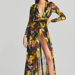 image-V-neck Split Comfort And Casual Dress
