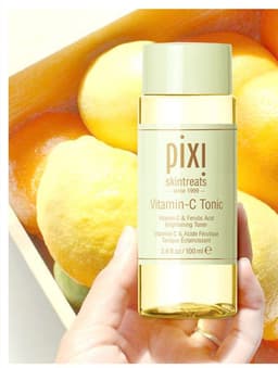 image-Retinol Can Resist And Tighten Skin, Lighten Fine Lines, Make Skin Smooth, Moisturize And Moisturize