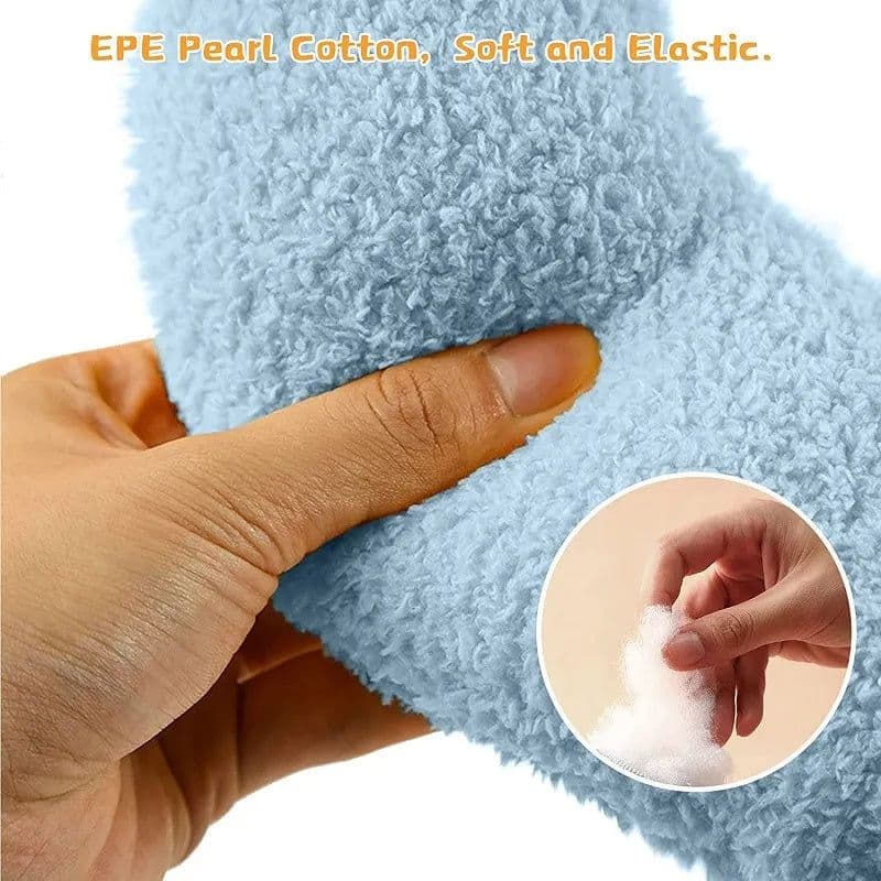 image-Little Pillow For Cats Fashion Neck Protector Deep Sleep Puppy U-Shaped Pillow Pets Pillow Kitten Headrest Dog Sleeping Pillow Pet Products