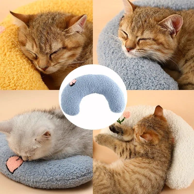 image-Little Pillow For Cats Fashion Neck Protector Deep Sleep Puppy U-Shaped Pillow Pets Pillow Kitten Headrest Dog Sleeping Pillow Pet Products