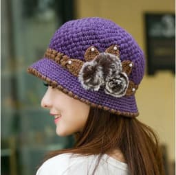 image-Knitted Hats For The Elderly Mother In Autumn And Winter