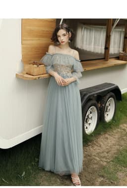 image-Summer Long-Sleeved Meat-Covering Evening Dress