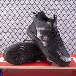 image-New Men's High Top Sports Shoes