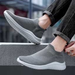 image-New MD Sole Flyknit Light Running Shoes Fashion Casual Shoes Sneakers Lovers Shoes Men