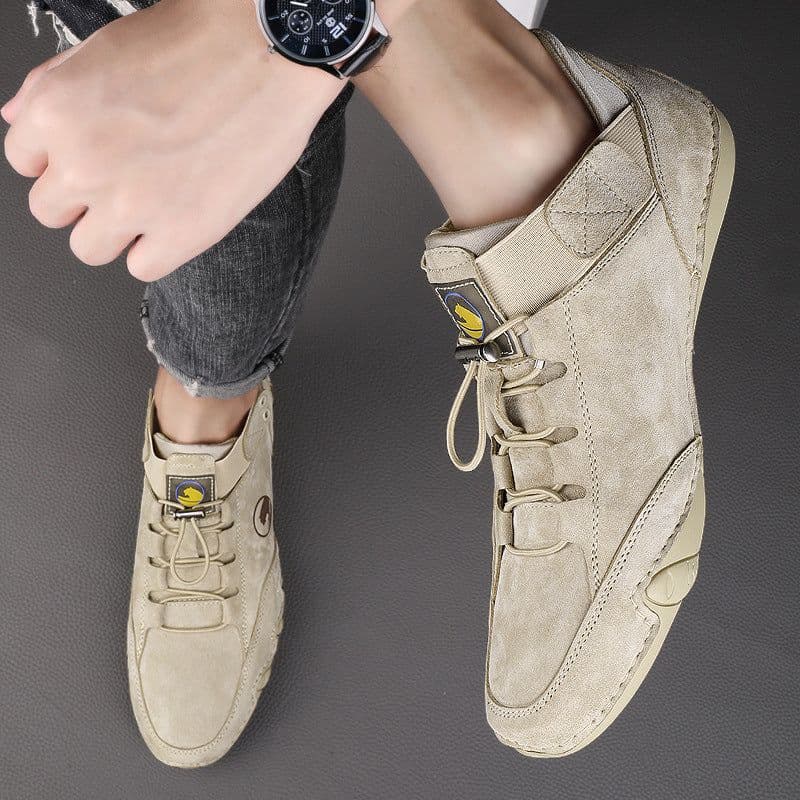 image-Breathable Genuine Leather Men's Casual Shoes For Outdoor Sports