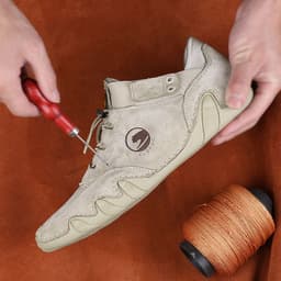 image-Breathable Genuine Leather Men's Casual Shoes For Outdoor Sports