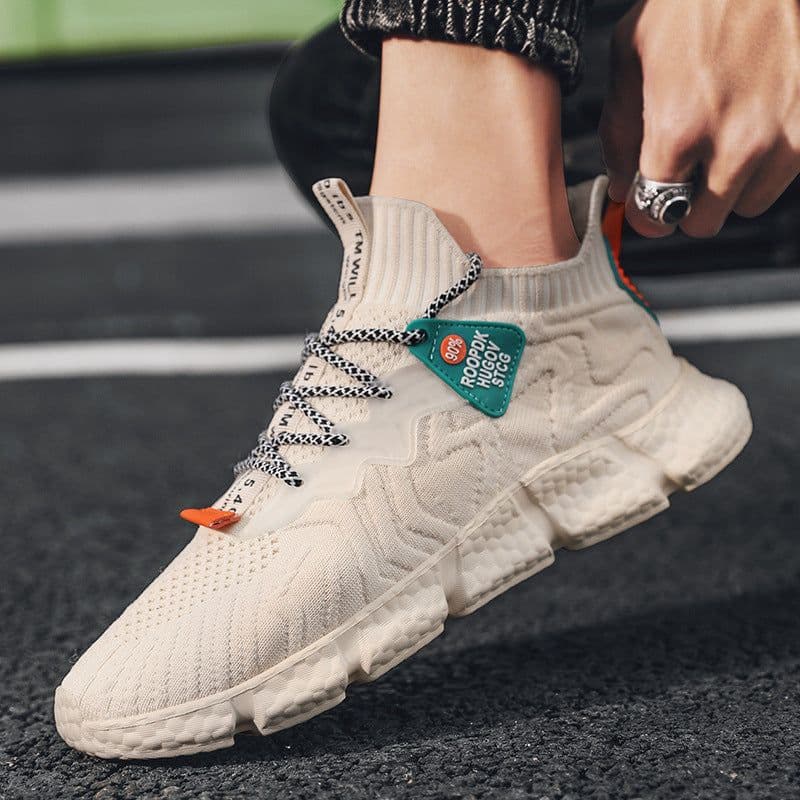 image-Summer New Men's Shoes Fashion Flying Woven Shoes Mesh Shoes