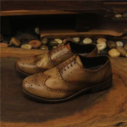 image-Men's Vintage Engraved Handmade Distressed Leather Shoes