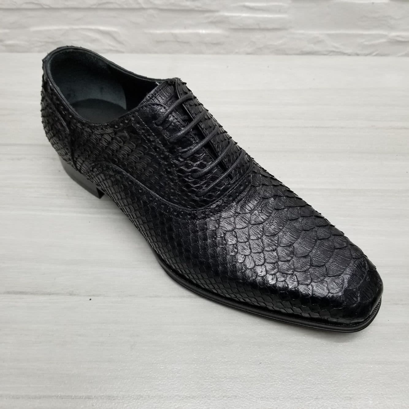 image-Men's Business Lace-up Formal Oxford Shoes