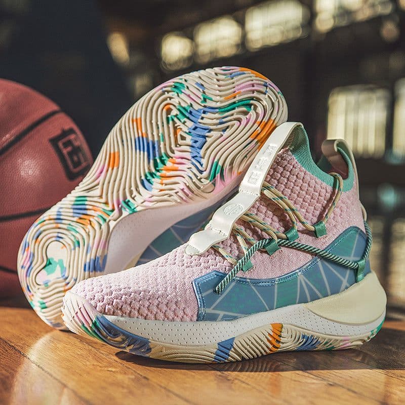 image-Trendy Men's Basketball Shoes War Boots Fashion Men And Women