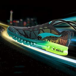 image-Fashion Shock-absorbing Running Shoes For Men And Women