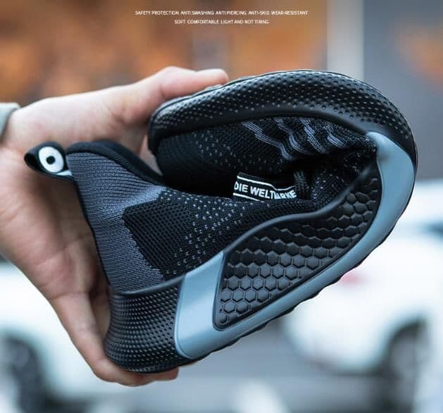 image-Anti-smashing And Anti-piercing Steel Toe Work Shoes