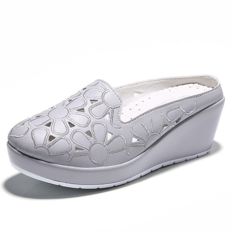 image-Fashionable Personality Platform Lightweight Women's Sandals