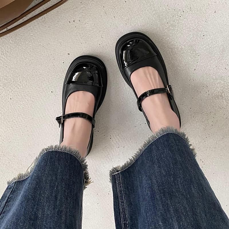 image-Women's Fashion Retro Platform Chunky Heel Shoes
