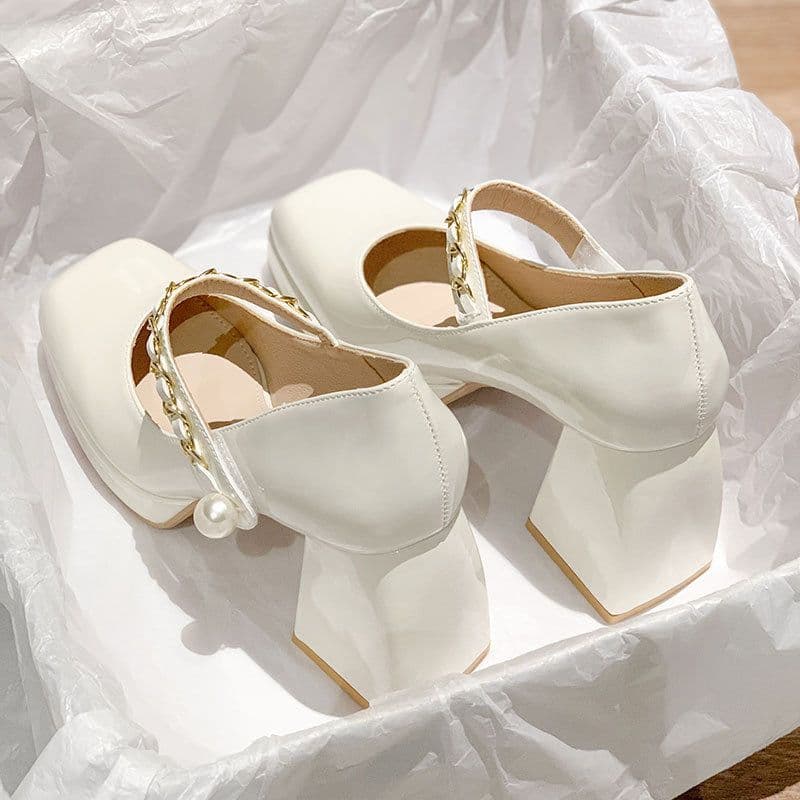 image-Women's All-match Retro High-heeled Non-slip Shoes