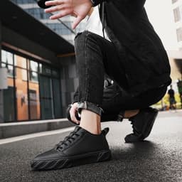 image-Men's Fashion Comfortable And Breathable Casual Skate Shoes