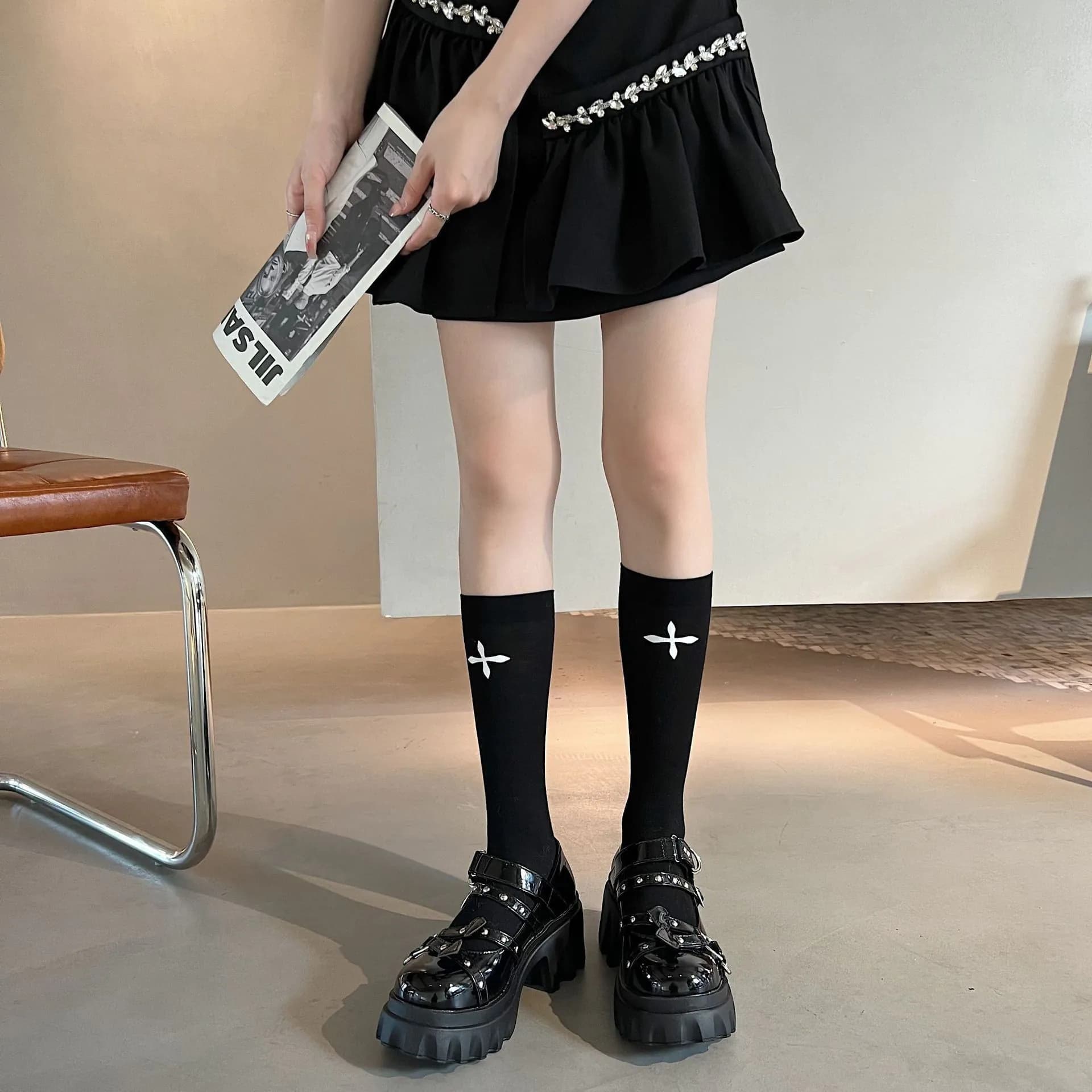 image-Women's Fashion Retro Thick Bottom Heightening Single Shoes