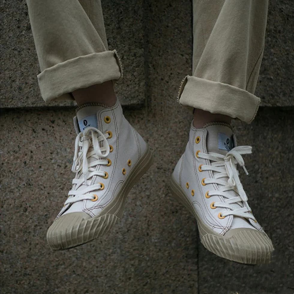 image-High Top Versatile White Shoes Male