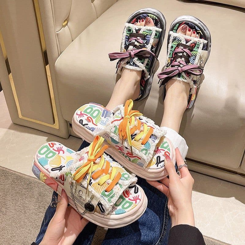 image-Net Red Graffiti Slippers For Women To Wear In Summer