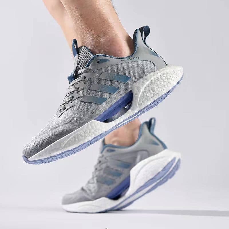 image-Large Soft Soled Men's Mesh Running Shoes