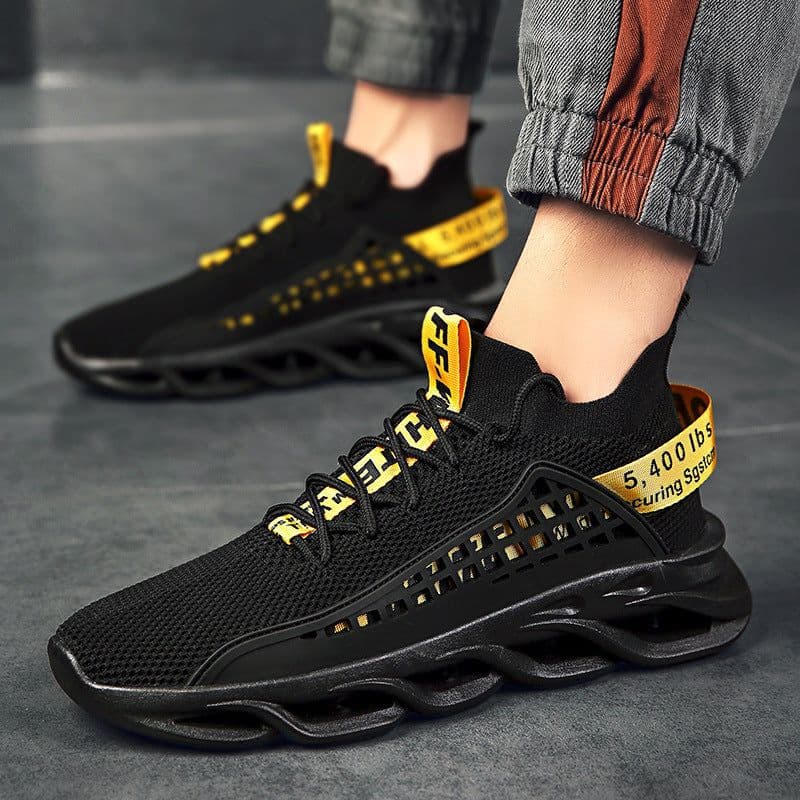 image-Breathable Flying Woven Sports Casual Light Running Shoes