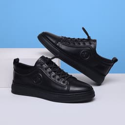 image-Versatile Men's Korean Youth Fashion Shoes