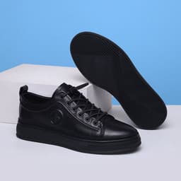 image-Versatile Men's Korean Youth Fashion Shoes