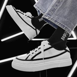 image-Fashion Trend Canvas Shoes Men's Breathable