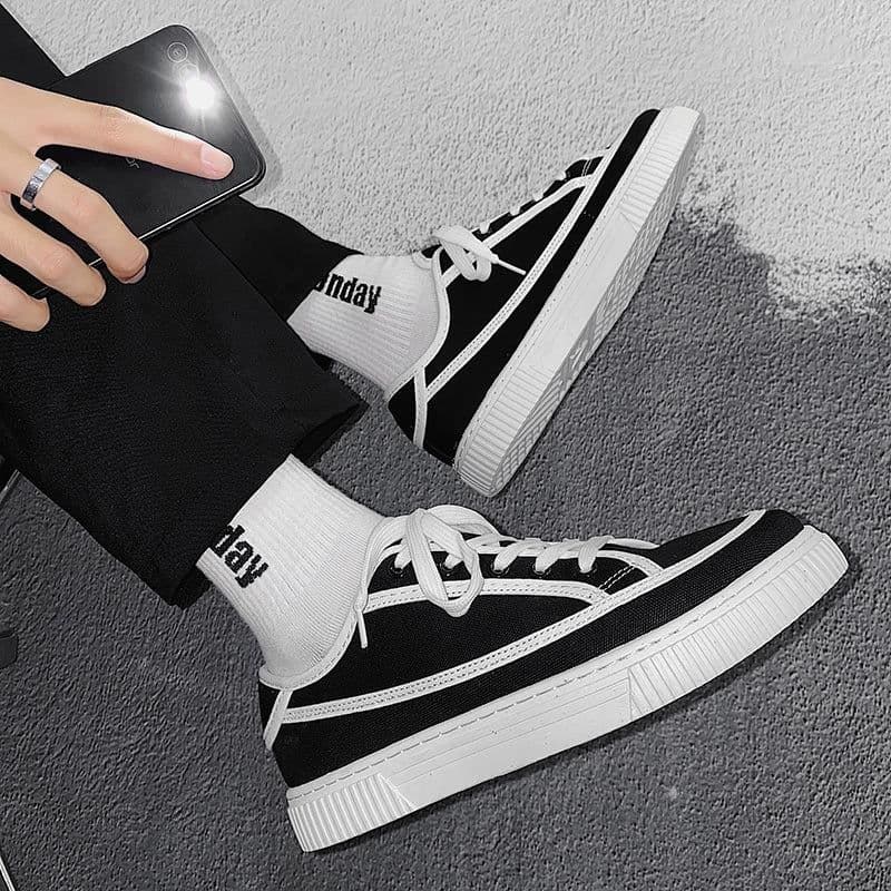 image-Fashion Trend Canvas Shoes Men's Breathable