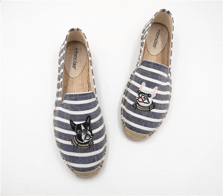image-Fashion Personality New Embroidered Fisherman Shoes