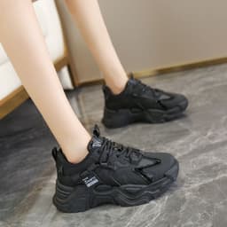 image-Breathable And Versatile Sports Casual Thick Soled Shoes