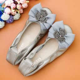 image-Women's Soft Soled Low Heel Flat Shoes